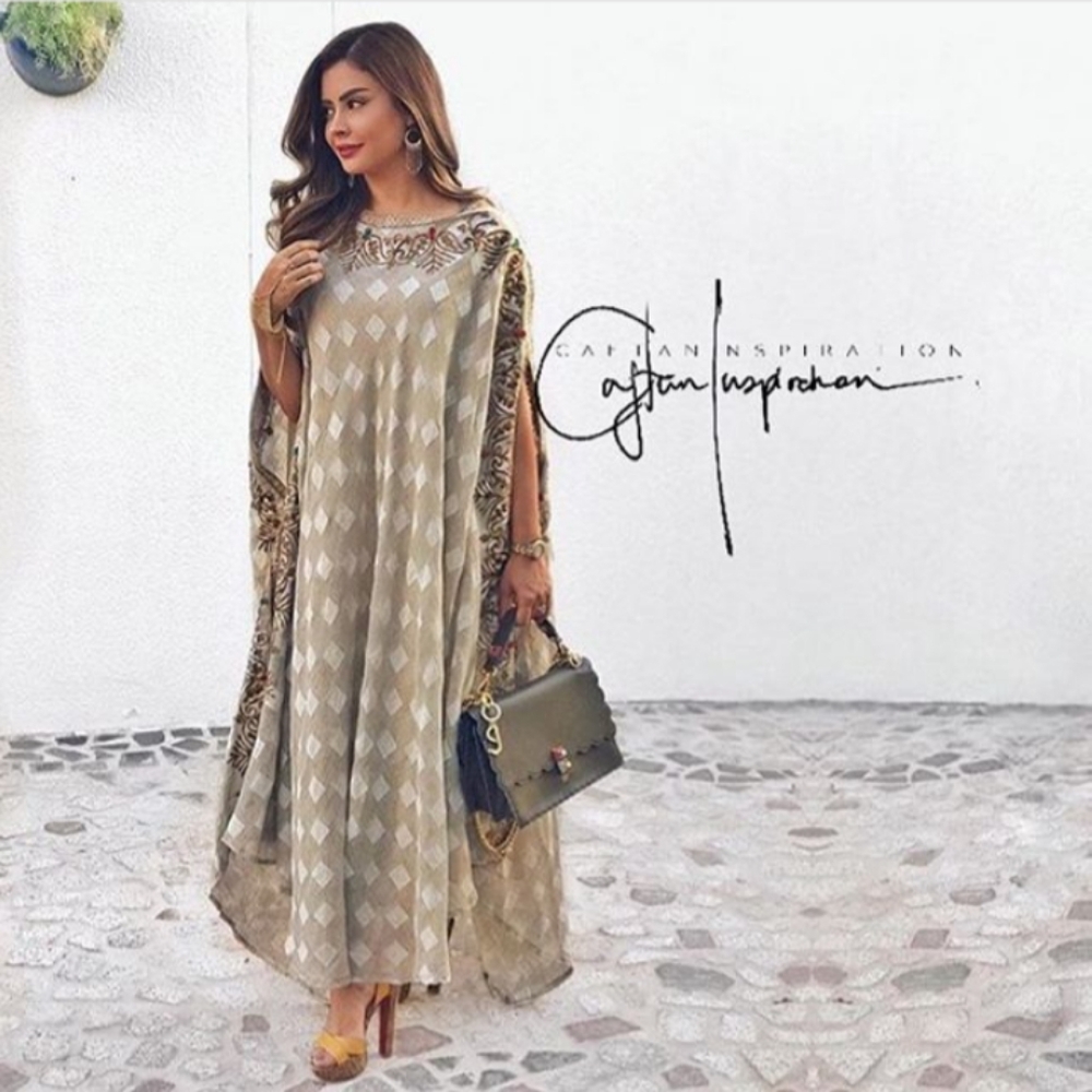 NWT Elegant Beige Cream Diamond Pastel Caftan Dress Soft, Cool & Comfortable L